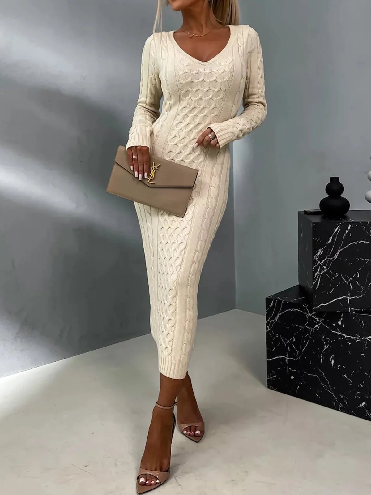 Elegant Lace-Back Sweater Dress – Soft Knit, Winter Fashion, Versatile Chic Style