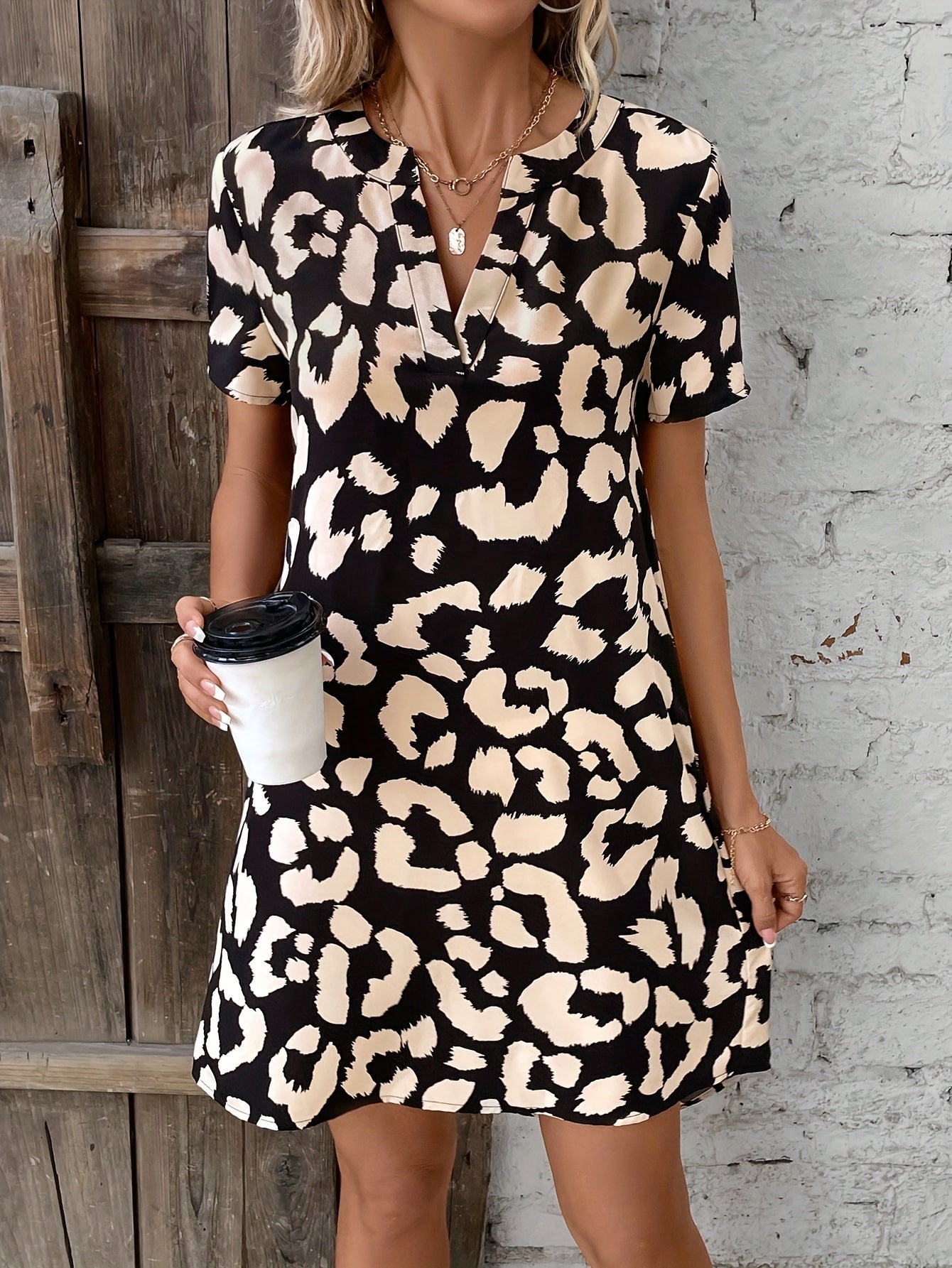 Elegant Leopard Print V-Neck Dress for Women with Short Sleeves
